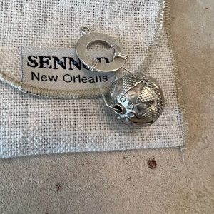 SENNOD 925 ENHANCER CHARM